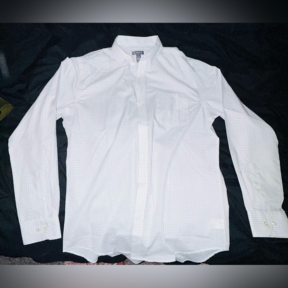 Van Heusen Men’s Button-up - S